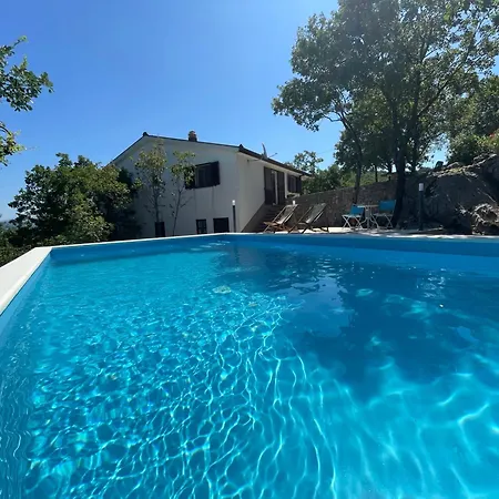 House Dunamis Ferienhaus *